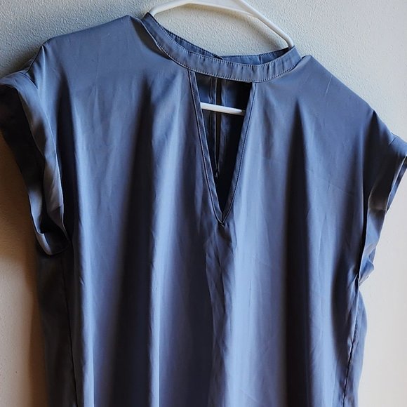 Express Gray/Blue Cap Sleeve Blouse Size Medium - Picture 5 of 16